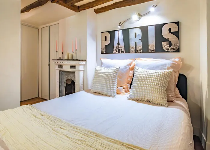 6 Guests Charme Opera De パリ