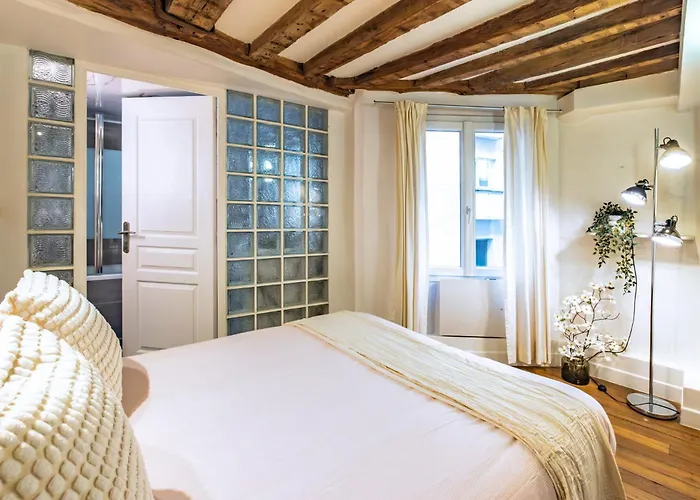 Apartman 6 Guests Charme Opera De